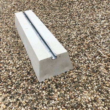 Betonblok met schuifrail M12 75x20x12 cm wit