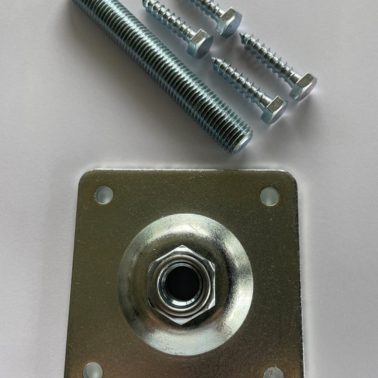 Stelplaat M16, gegalvaniseerd ±10x10 cm + meedraaiende moer