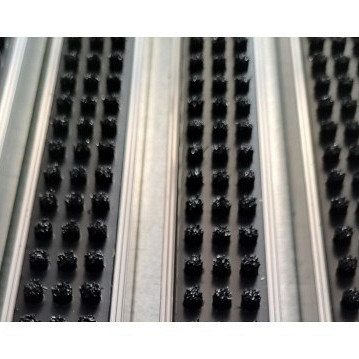 ACO Schoonloper Aluminium mat met cassetteborstel zwart 60x60x2cm