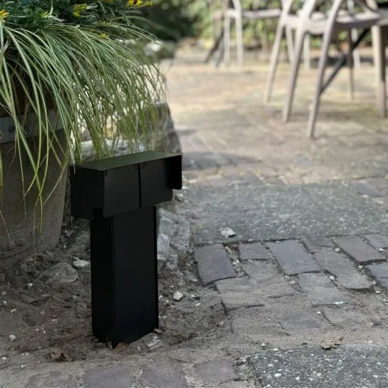 Tuinpaal - pro+ horizontaal dubbel met kabeldoos, afdekkap en installatiedraad zwart voorbedraad