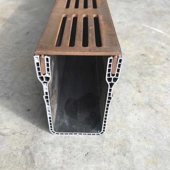 Star Drain kunststof goot met Corten staal rooster 1000mm