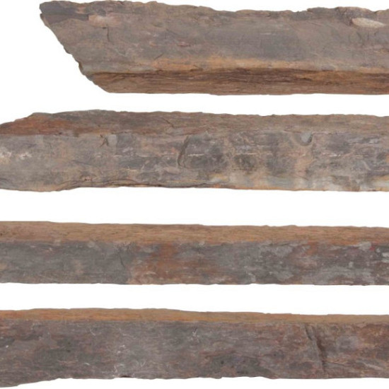 Superobelisk Multicolor ± 50-150 cm x Ø10-30 cm - partij -