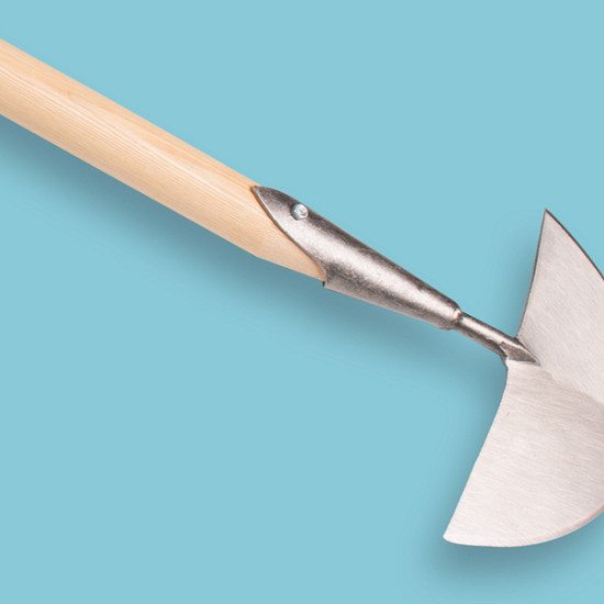 Gesmede graskantsteker met Essen steel, De WIT