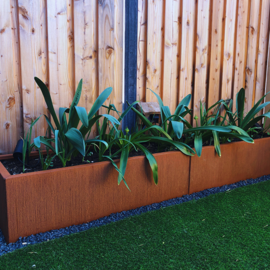 Cortenstaal plantenbak Rechthoek XL 240x50 hoogte=60cm opties=geen bodemplaat