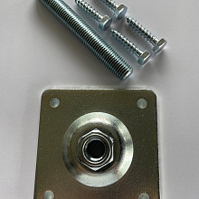 Stelplaat M16, gegalvaniseerd ±10x10 cm + meedraaiende moer