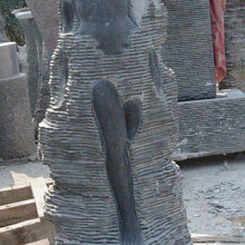 Beeld vrouw 120 cm hoog
